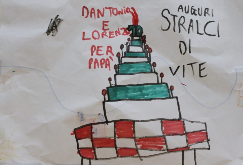 Stralci di vite spegne 10 candeline